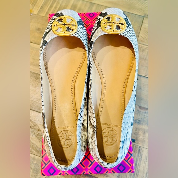 Tory Burch Chelsea Ballet Flats - Stamped Snake Printed Leather - Picture 4 of 5